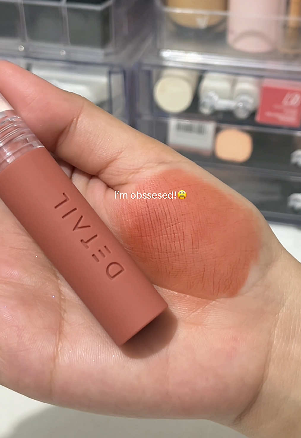 did u know na naka 50% off sila ngayon?! OMGGG BILISAN NIYOOOO😭 @Detail Cosmetics @DetailCosmeticsPH  #detailcosmetics #detailcosmeticsph #detaillipleisure #lipleisure #moussetint 