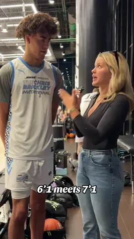 The third 7’1 guy I’ve ever interviewed.  @Malachi Moreno @Bose #tall #streetinterview #basketball #kentuckygirl #teambose 