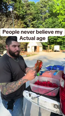 Watermelon and honey to look young #age #young #old #bluecollar #concrete #healthy #health #beard #hair #watermelon #food #honey #diy #tips #tricks #eat #beast #handsome 