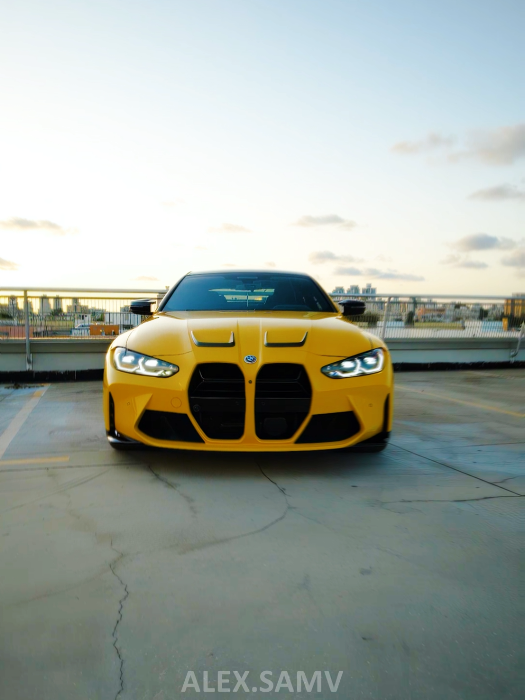 Bayerische Motoren Werke 🖤 . . . . @Yonatan Raymond clips #bmwmotorsport #car #caredit #cars #bmw #cartok 