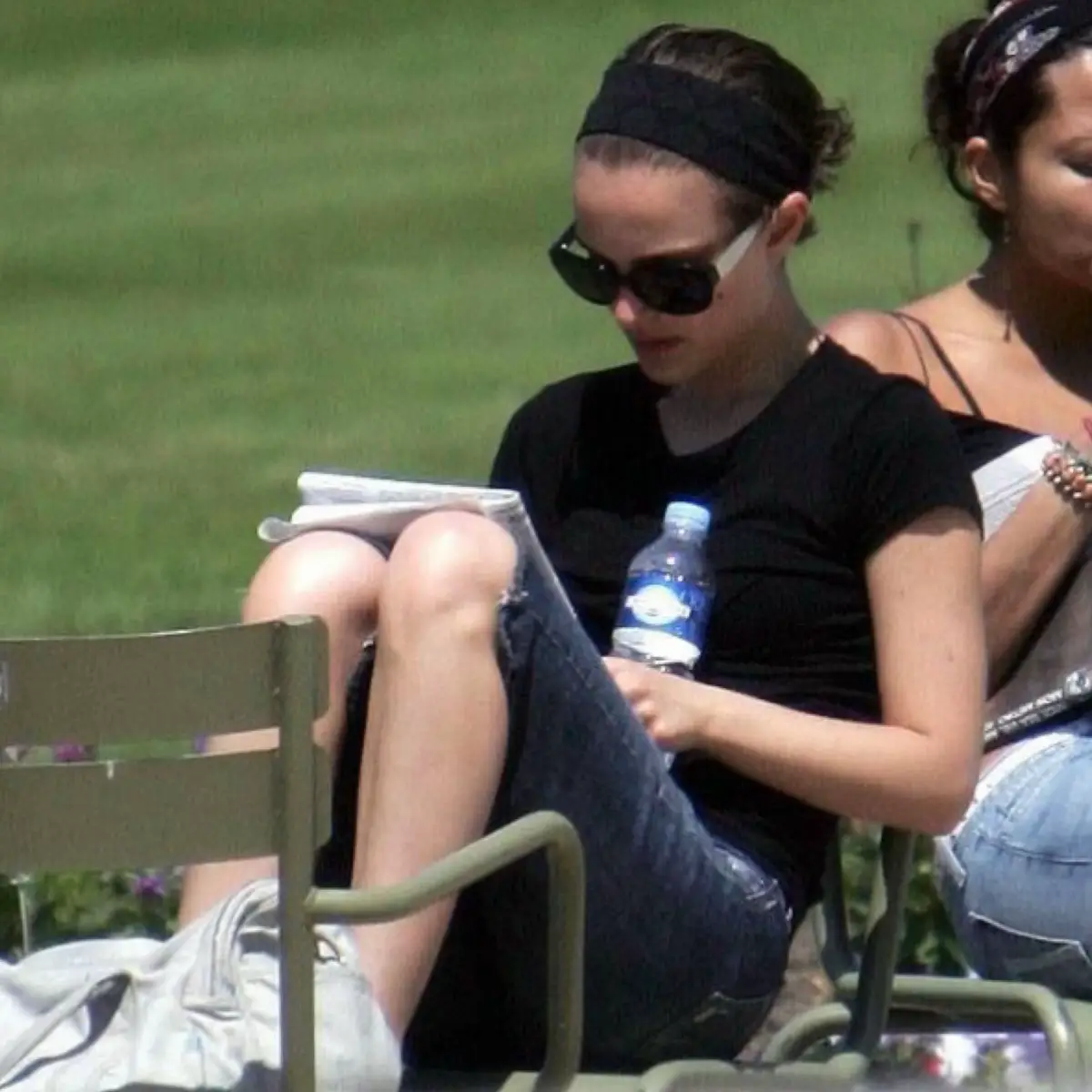 Natalie Portman photographed enjoying a sunny afternoon in Paris on her birthday (June 9, 2006)  #natalieportman #natalieportmanedit #starwars #starwarsfan #padme #fypシ゚ #fyp 