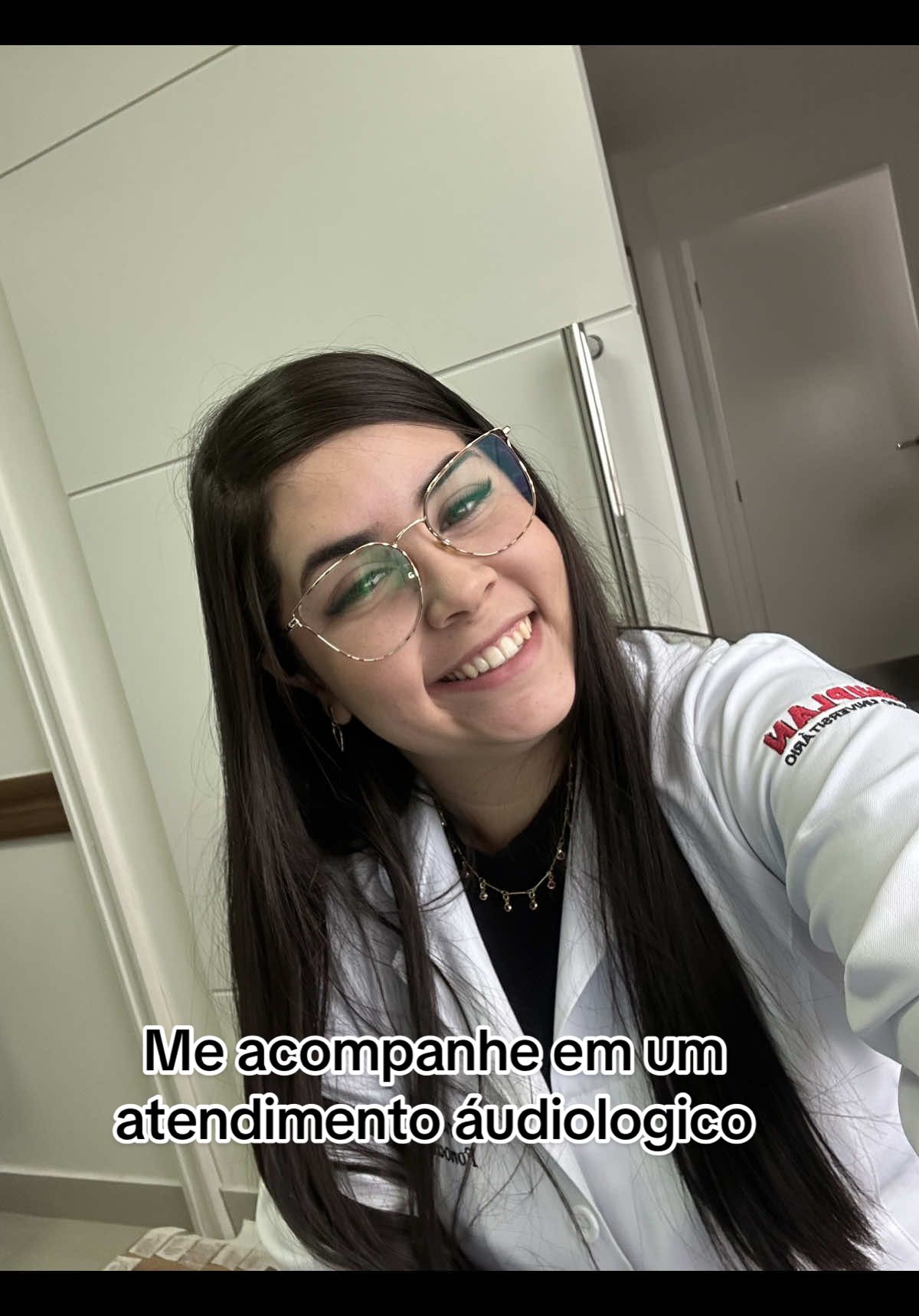 Acompanhe um atendimento audiologico comigo ✨👩‍⚕️.                  #garotasapoiamgarotas💝🎀✨️ #foryou #meapoie #fonoaudiologia #audiologia 