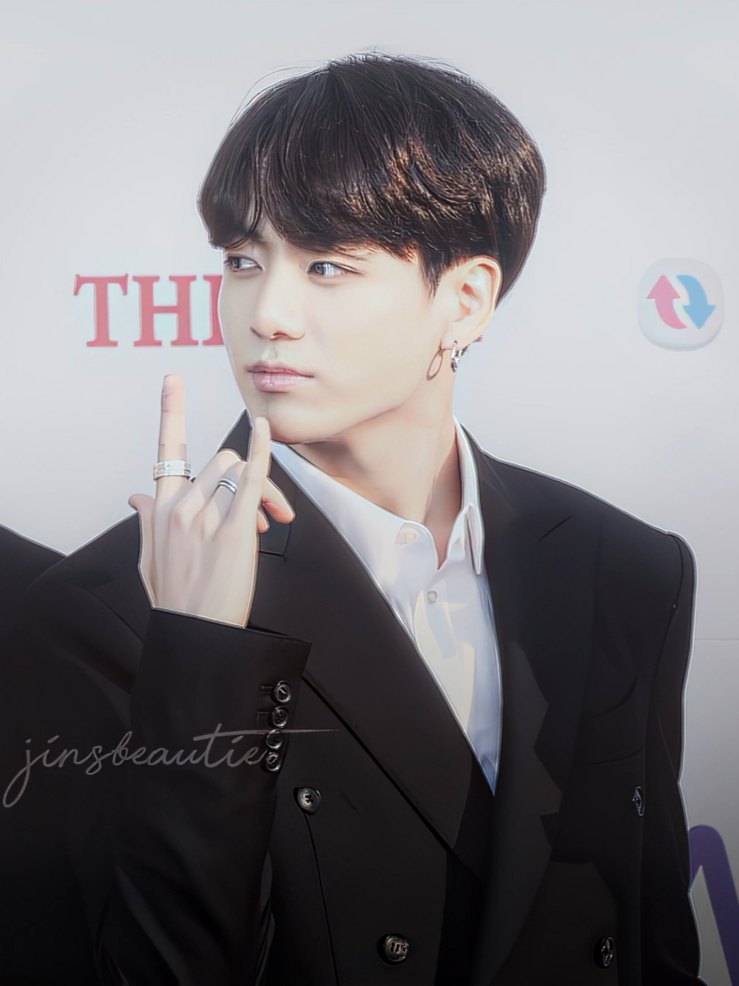 his best red carpet looks dare i say  / scp credit: jeonlov / ac: on my fyp #jinsbeautie #jeonjungkook #jungkook #jungkookedit #jeonjungkook전정국 #jeonjungkookedit #jungkookie #jungkookbts #ae tma 2019 jungkook
