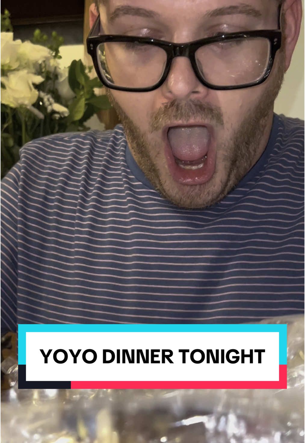 YOYO DINNER TONIGHT @David's Cookies & WHAT AN EXPERIENCE! #cookies #davidscookies #goodproduct #tiktokshopcreatorpicks #spotlightfinds 