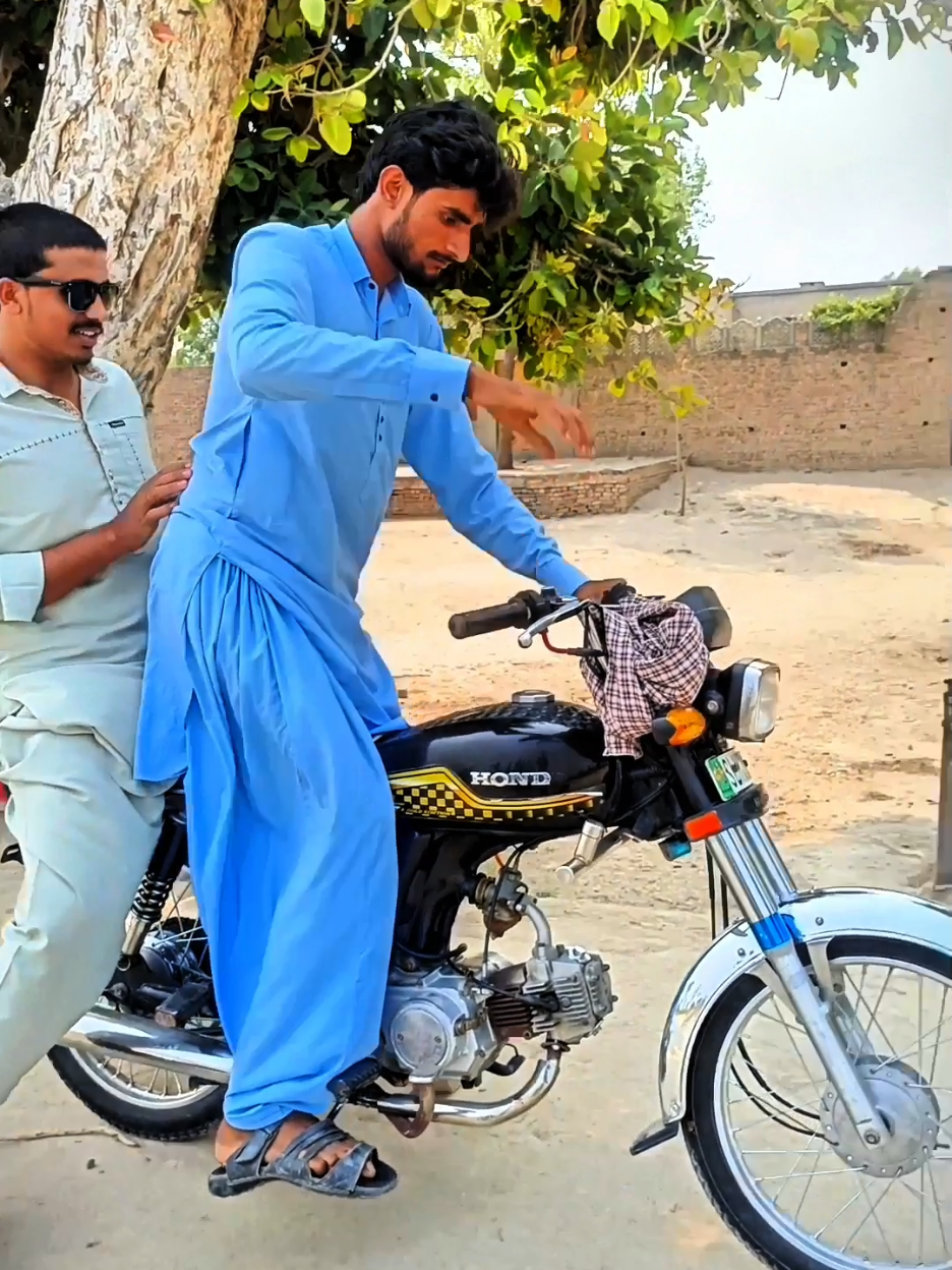 Haye O Rabba funny🤣😝😜#sastayactores #tredningfunnyvideo #foruyou #comedia #funny #foryoupage❤️❤️ #funnyvideo #viralvideos 