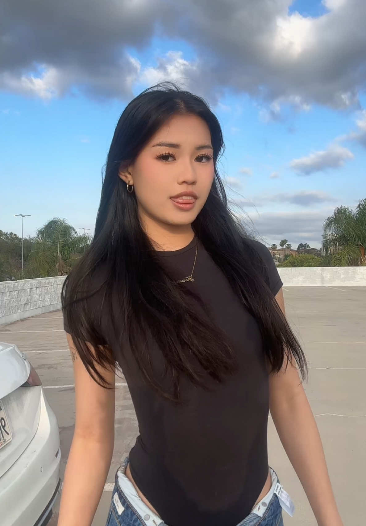 Shake it to the max ;) #socal #asian #06 #05 #04 #explore #fyp #abg #LA #dance 