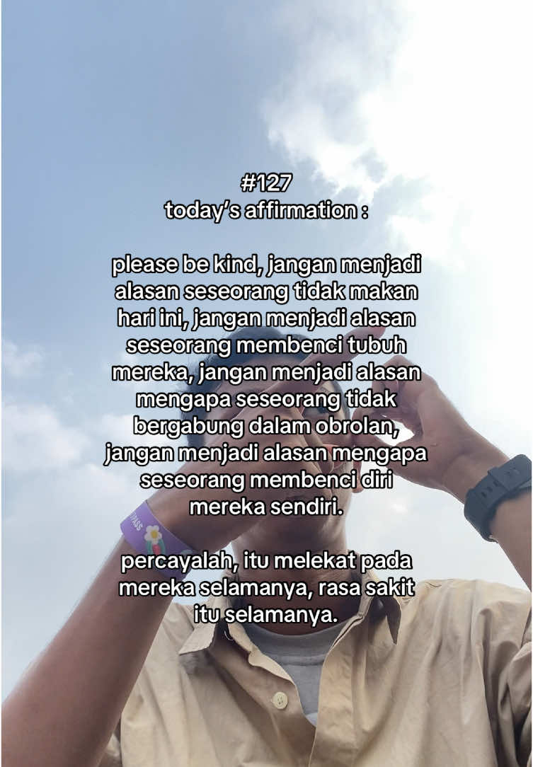 jangan ya, kita juga ga pengen seperti itu kan? #motivasi #quotes #fyp #lyrics #personalbranding #SelfImprovement #selfreminder #MentalHealth #awareness #edukasi #foryou #xyzbca 