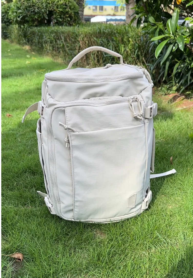 Tas travel BAGSMART tersedia dalam ukuran 28L dan 38L🙌🏻, pilihan pertama untuk tas ransel berkualitas tinggi👍#bagsmart #bagsmartid #travelbag #ransel #backpack #tas 