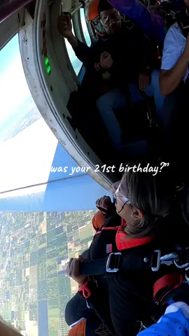 Bucket list checked off 3 years ago. I want another one 💙 #skydive 