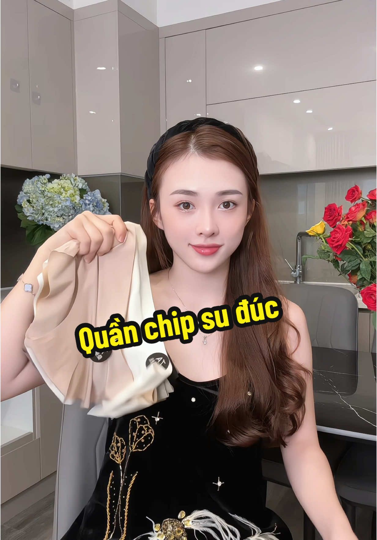 Mùa hè phải ưu tiên mấy cái chất liệu nó nhẹ nó mát ce ạ 🥰 #landaulamvo #mebim 