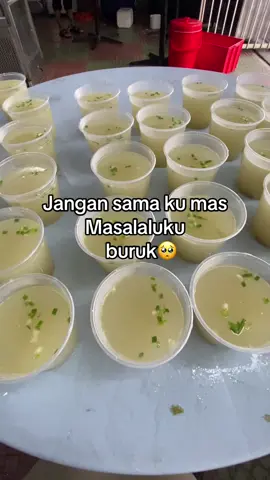 Tak semua masalalu itu indah maupun baik🥺