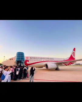 Nhiều người ôm mộng giàu sang, còn tôi ôm mộng y chang nhiều người😆