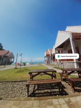 masih ready buat hari ini 🏠🙏😊 WA reservasi : 0831-1338-0561 #penginapankarangtawulan #villakarangtawulan #pantaikarangtawulan #tasikmalaya #healing #travel #OOTD 