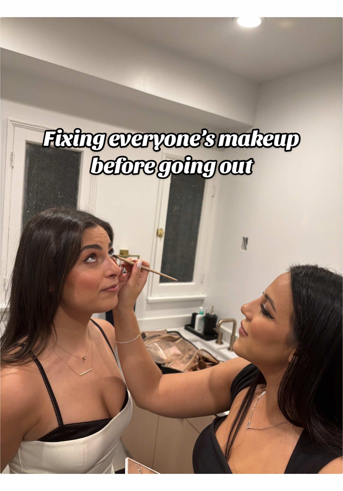 When you’re the MUA of the group 🤣 #girlythings #makeup #fyp #foryoupage #4u 