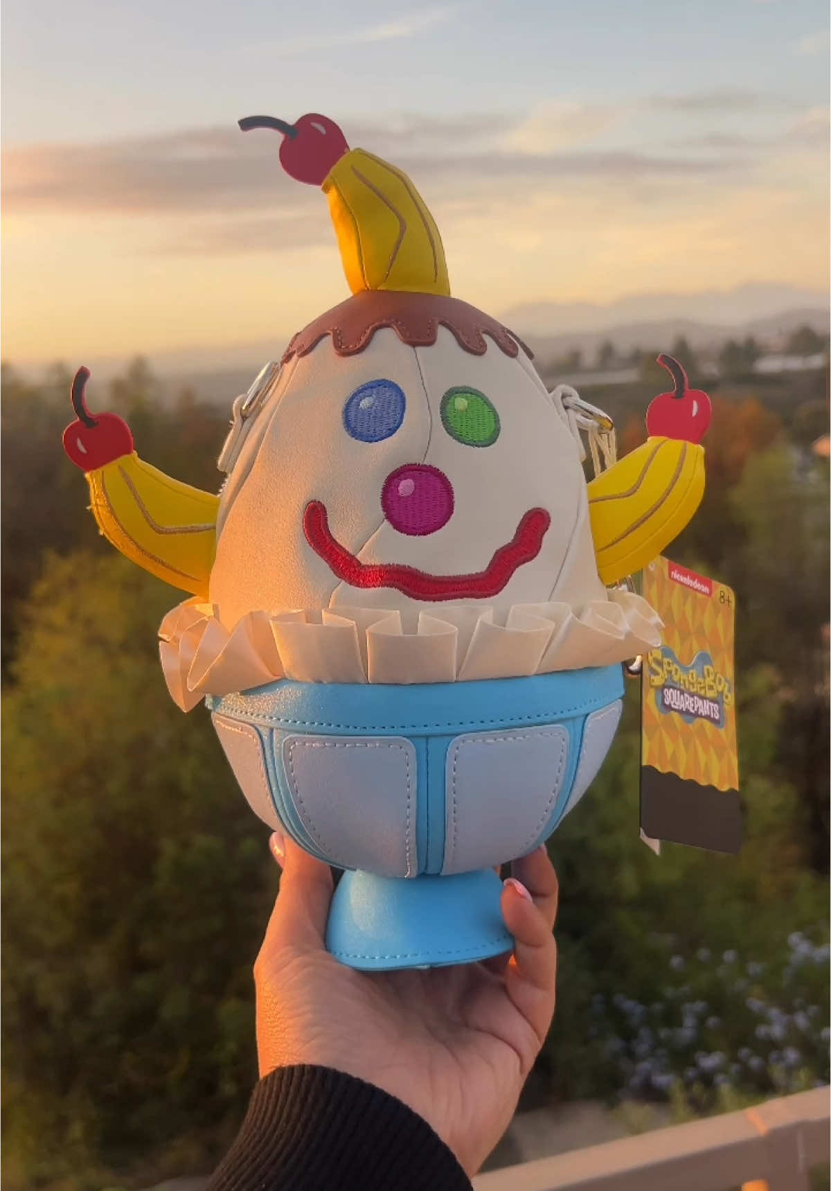 Get this delicious SpongeBob SquarePants Sunday now at Toyz N Fun!  #SpongeBob #SpongeBobSquarePants #Ice cream #Sundae