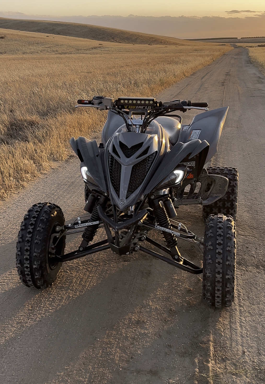 Summer weather again ✌🏼 #raptor700 #yfz450r #trx450r #paratii 
