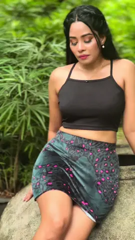 Flirt a little — this velvet mini + criss cross crop combo is made for trouble. Get the look for just 2700LKR! Velvet Mini Skirt Code: 100050028 | Price: 1500 LKR Sizes: S | M | L | XL Criss Cross Crop Top Code: 100130005 | Price: 1200 LKR Sizes: S | M | L | XL Payment Options: Koko | Mint Pay | COD | Bank Transfers | Credit & Debit Cards Island-wide Delivery Available Ready to order? Drop a message now! WhatsApp / Call / Text: +94 76 999 8136 Shop Online: www.peachez.store Visit Us: https://maps.app.goo.gl/cQEtvUX5Bv5sJqy86 #womenswear #fashion #womensfashion #style #onlineshopping #womenfashion #fashionstyle #skirt #miniskirt #croptop