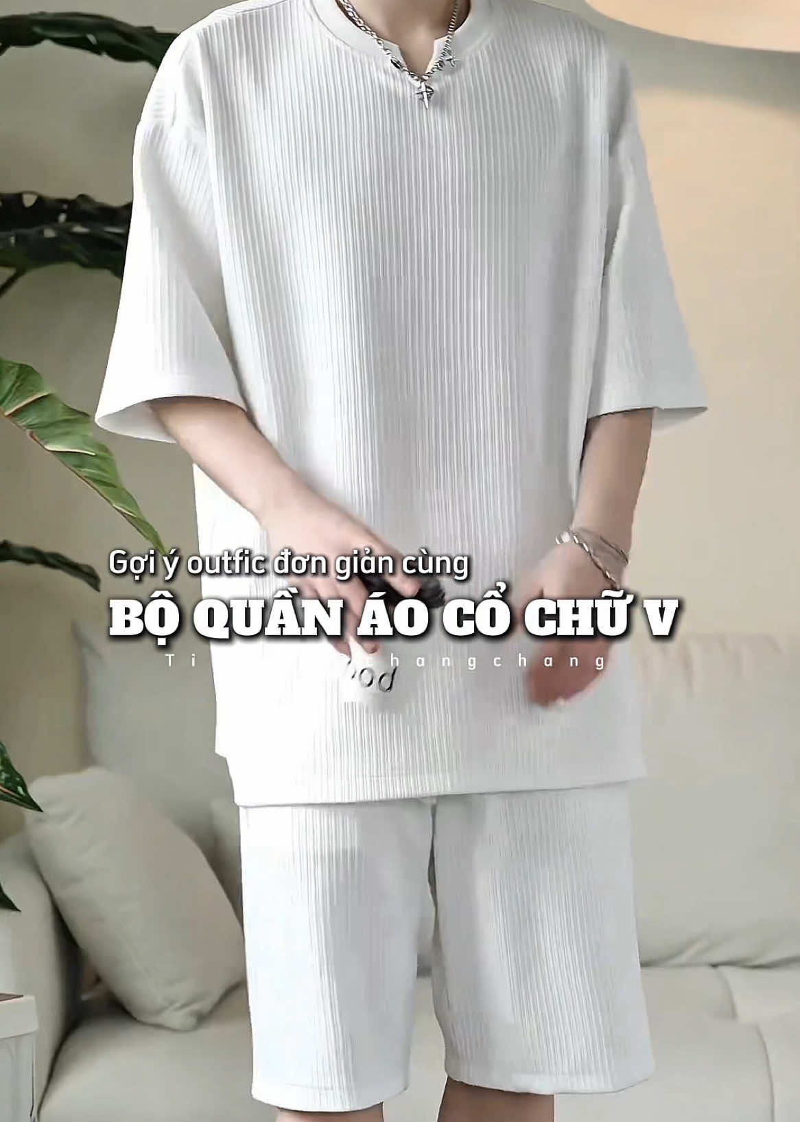 Bộ quần áo cổ v bạn có chưa nè #viral #xuhuongtiktok #đồbo #doboxinh #changchang #dobonam #saleluongve #fypシ 