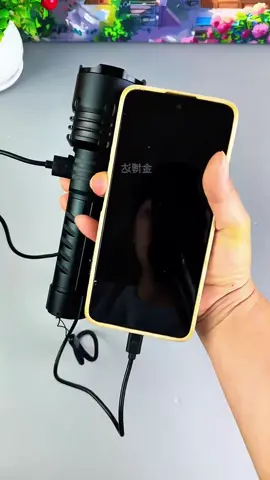 Great Flashlight for the dark #flashlight #light #dark #lightup #lit #bright #led #ledlight #fyp #tiktokfind 