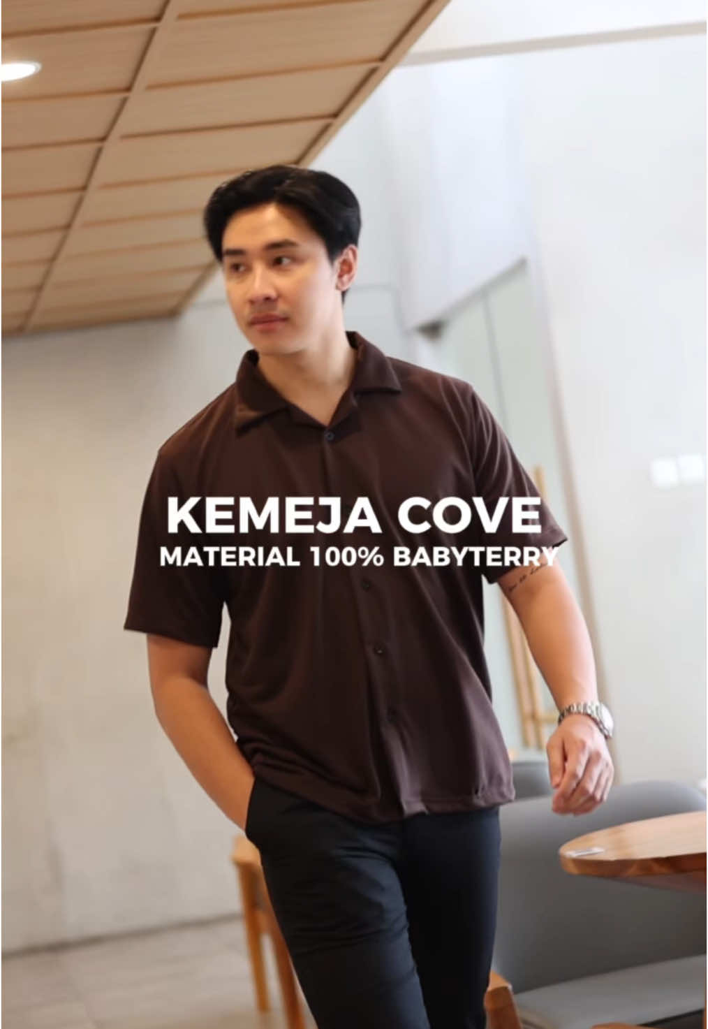 Kemeja warna coffe yang paling best seller dari kita😍