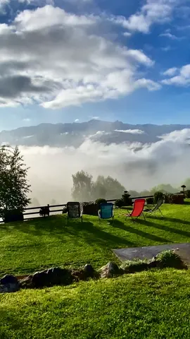 Bună dimineața!🫶🏻 Ne găsiți in Satul Peștera,Comuna Moieciu Județul Brașov 📱0741464453 Ema Chalet-cabana 3 camere  Detalii in link: https://www.instagram.com/ema_chalet?igsh=dmZucHphY3pxNjB5 Casa Ema -cabana 9 camerele  Detalii in link: https://www.turistinfo.ro/moieciu/cazare-moieciu/casa_ema-c73944.html