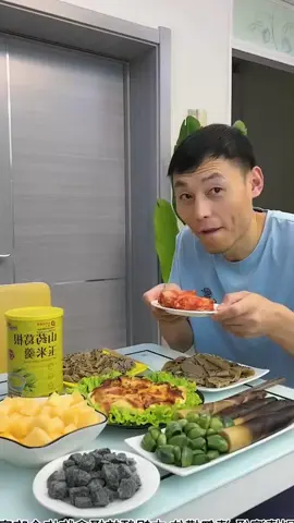 ❤️💕😍Top Funny Trending Million Views Husband and Wife Eating Challenge 2025 #eating #husbandandwife #asmreating #mukbangfood #fouryou #Challenge #fyp #food