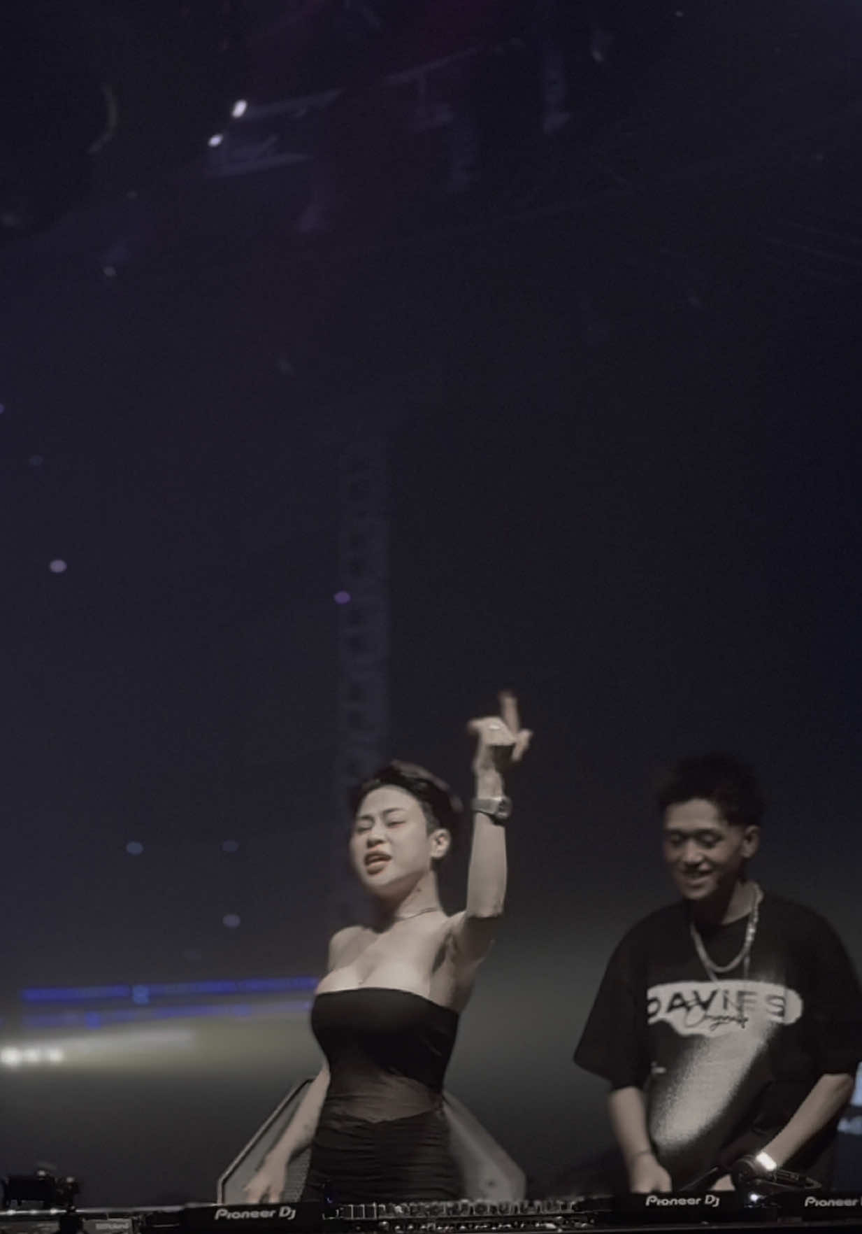Nhạc không dành cho ae thất tình ..😭 | 𝐗𝐚 𝐀𝐧𝐡 𝐂𝐡𝐚̣̂𝐦 𝐂𝐡𝐚̣̂𝐦 𝐓𝐡𝐨̂𝐢 𝐅𝐭 𝐂𝐚𝐨 𝐎̂́𝐜 𝟐𝟎 | #djcammay #mcbimt #nhachaymoingay #vinahouse #xuhuong #newphuongdongclub 