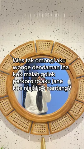 piye piye? #fypage #beranda #moots #foryoupage #4u #fyp #xyzbca #katakata #moots? #fy #OOTD #outfit #livephoto 
