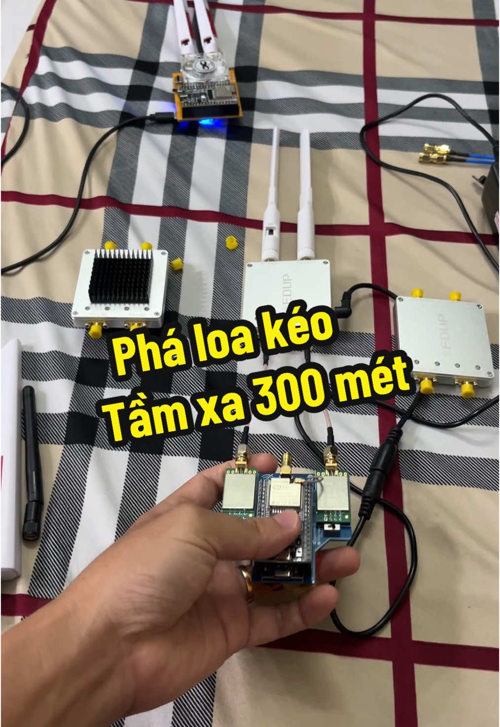 Phá sóng karaoke loa kéo tầm xa 300 mét #giacatmach #loakeo #karaoke 