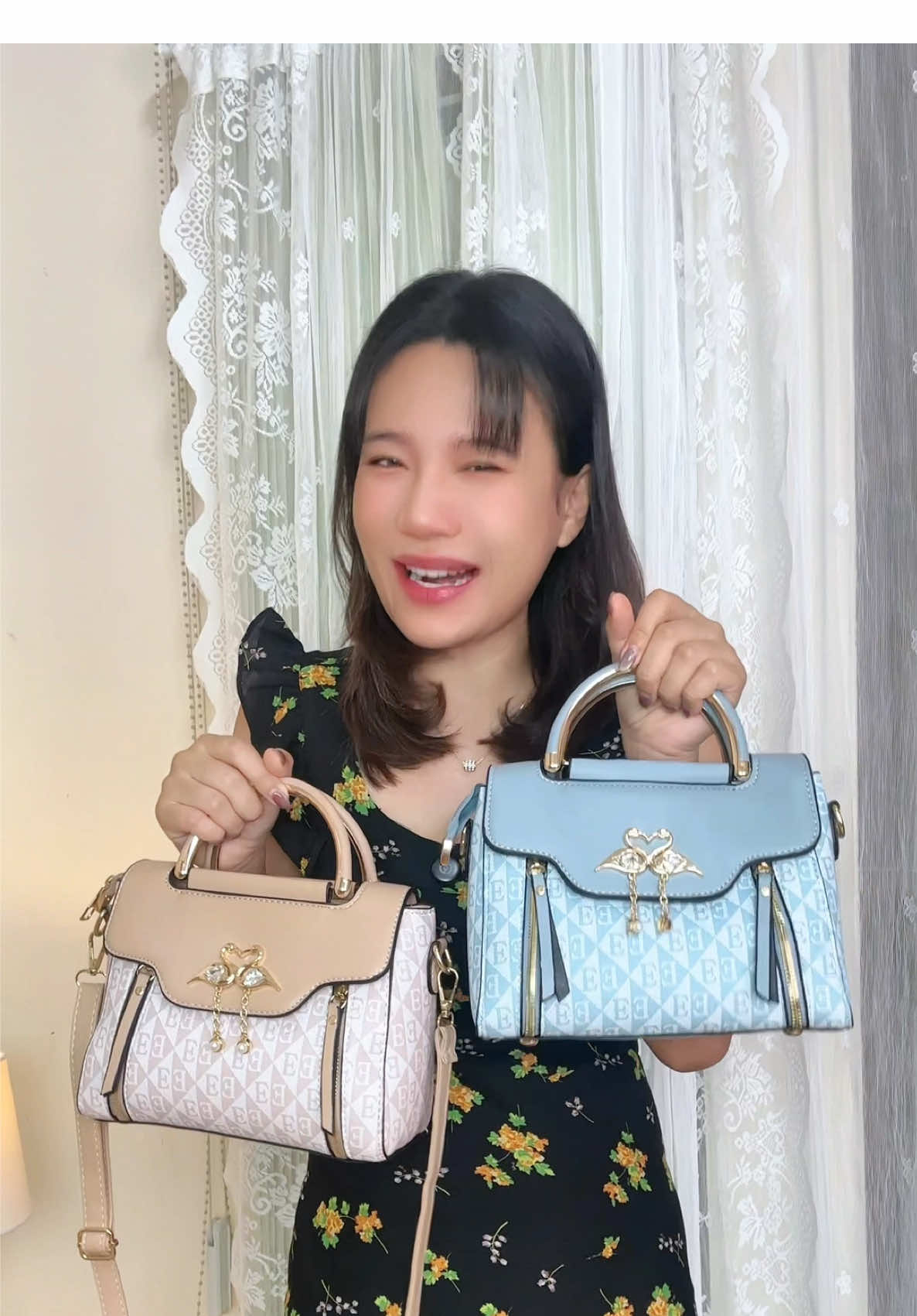เป็นกระเป๋าหนังที่สวยดู สะพายแล้วดูจึ้ง #ป้ายยาแฟชั่น #กระเป๋าแฟชั่น #กระเป๋าสะพายข้างสุดฮิต #กระเป๋าสะพายข้าง 