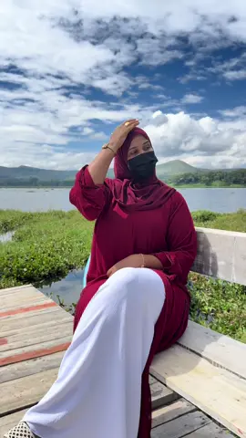It’s so hard to be serious while being recorded honestly 😂😂I’m always laughing behind that mask #fyp #somalitiktok #mjtravels✨ 