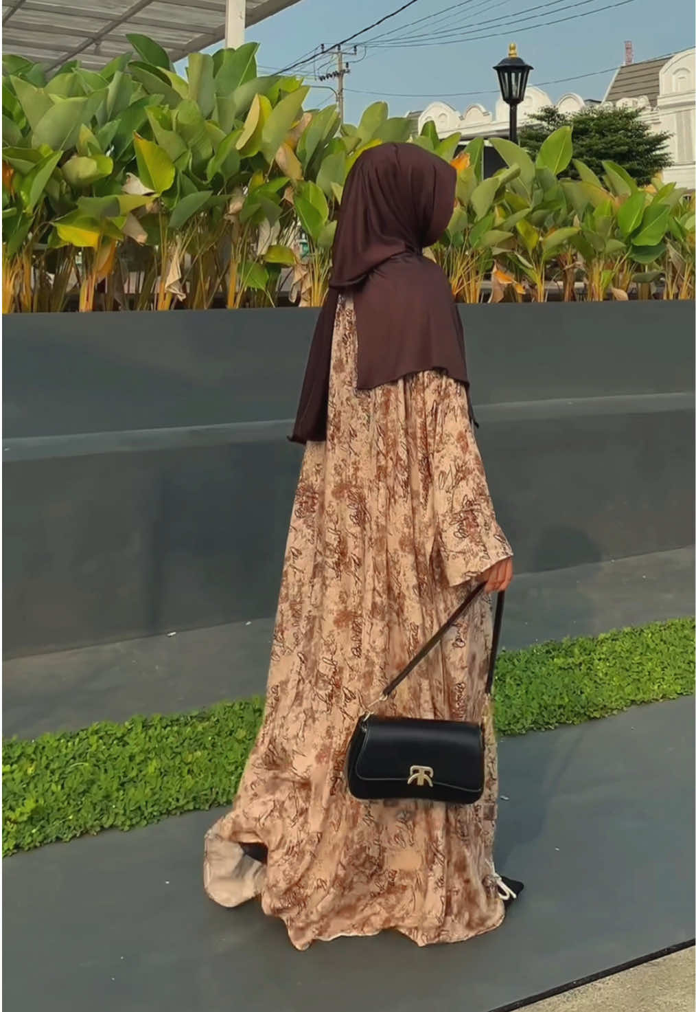 Kaftan Daily Rayon Viscose Paper Coksu 😍🔥 Memiliki Looks yang simple tapi mewahhh dan juga elegant 😍 Buruan dichekout sebelum kehabisan 🔥‼️#kaftan #kaftanviral #kaftanrayon #kaftandaily 