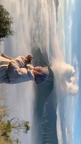 bromo cantik banget bulan ini ga nyesel juga ikut private trip bareng @Exotic Bromo  #bromotrip #bromo #exoticbromo #sunrise #fyp 