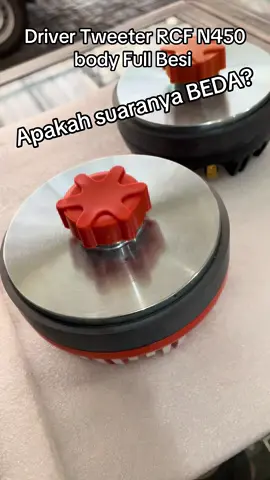 Ready stock!!! Driver Tweeter N450. Stock terbatas buruan sebelum kehabisan! Driver tweeter ukuran 44.4 rcf n450 menggunakan drat  #driver #drivertweeter #tweeter #tweetern450 #n450 #rcfn450 #tweeterrcf #sparepartelektronik #sparepartaudio #audio #audios #alataudio #sound #soundviral #soundhoregjawatimur #alatsoundsystem #soundsystem #elektronik #kingelektroniksby  spesifikasi : 1. diameter : 25(1”) 2. inpence : 8 ohm 3. freq : 12000-19000 4. v coil : 44. (1.75) 5. voice : ccaw 6. diagram : titanium 7. maghnet : ferit 8. max input power : 160watt 9. max power ouput: 300watt