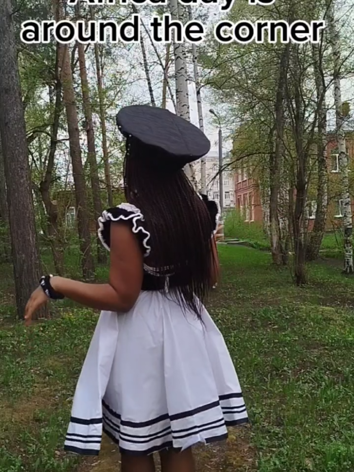 Zulu hat tutorial : Africa day . culture outfit #fashiontiktok #zimtiktokers🇿🇼🇿🇼🇿🇼 #southafrica #africa #lobola #rooraday 