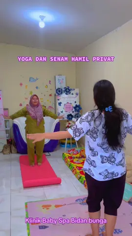 Senam hamil area pati dan sekitarnya yuk konsul sama bubid 🥰 #bidan #babyspapati #bidanhomecarepati #senamhamilpati #yogahamilpati #prenatalyoga 