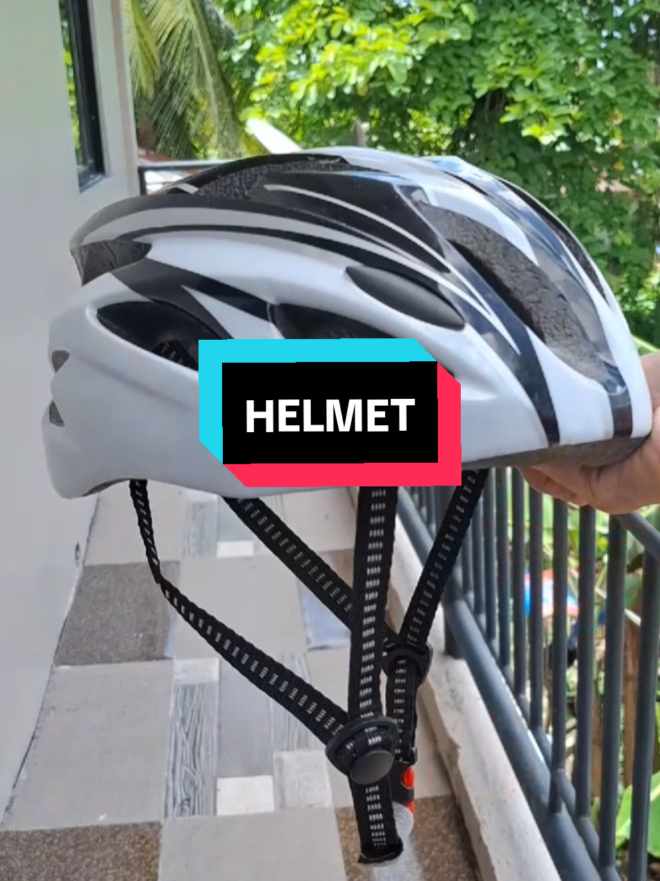 #helmet #bikehelmet #helmetforbiker #bikershelmet #bikeaccessories 