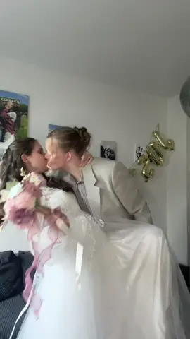 Offiziell mrs W.🩷 #wedding #wlw #foryou #lgbtq #🏳️‍🌈 