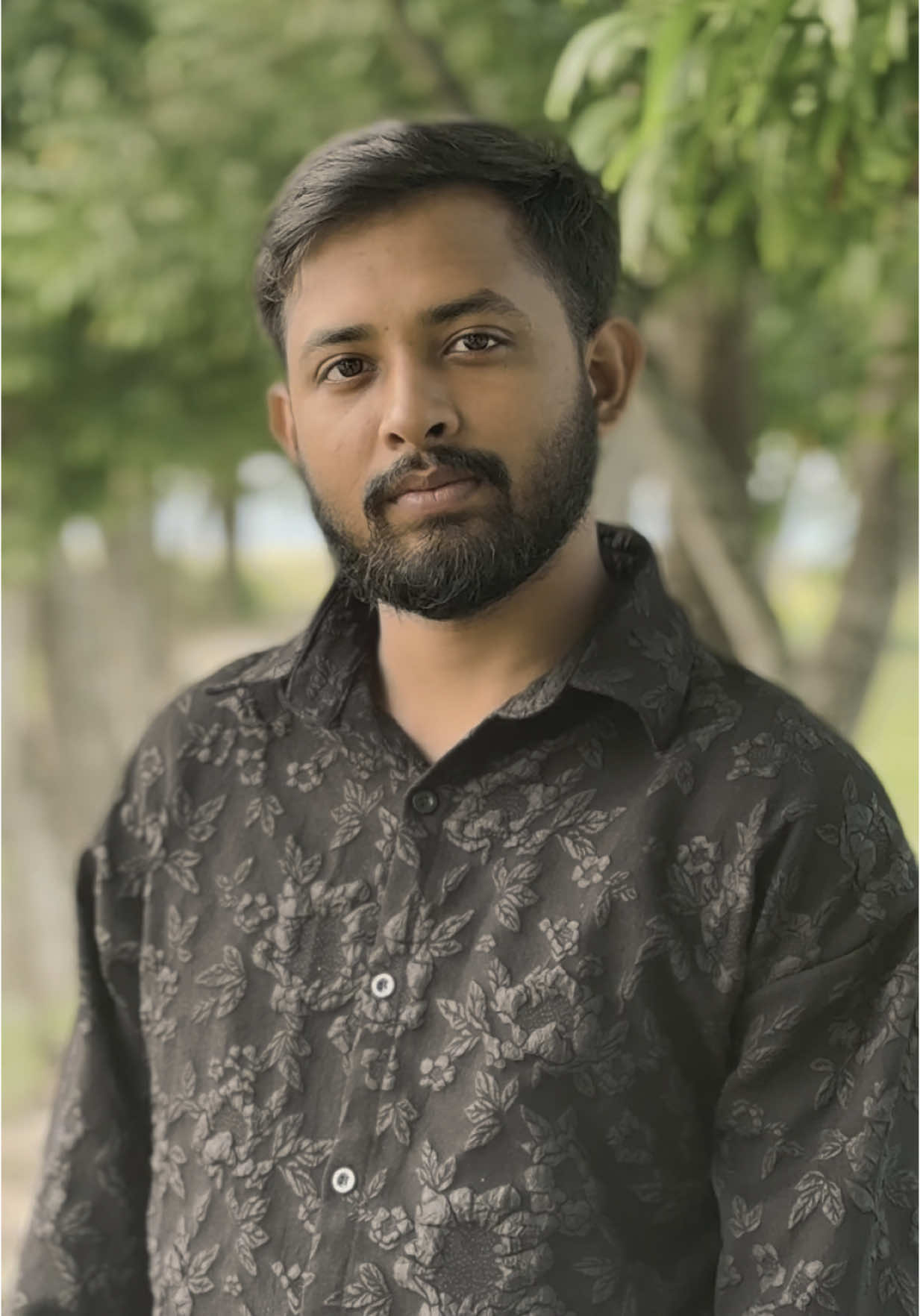 তেল দিতে পারি না দেইখা অনেকের সাথেই সম্পর্ক খারাপ🔥😎#omoralwaysonfire 