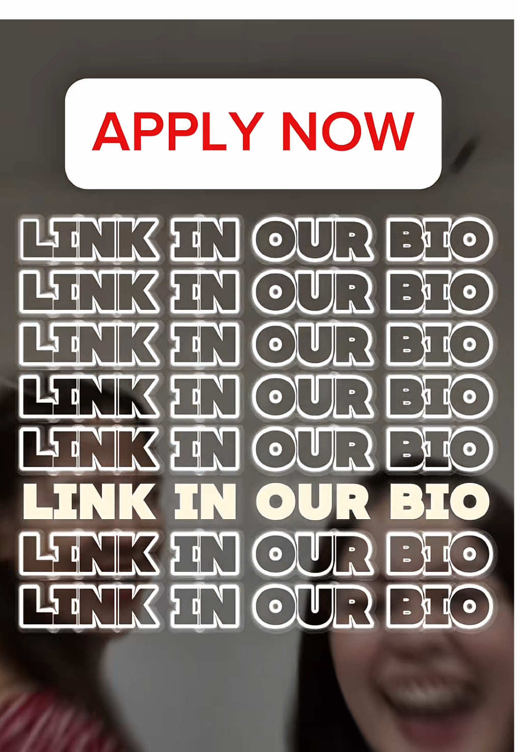 May local jobs kami for YOU — wag palampasin!  Creative? Fashion-forward? Or a pro in marketing or accounting?  Apply now and click the link in our bio! #applynow #localhiring #Jobs 