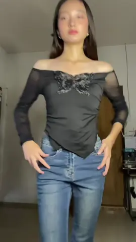 Off shoulder butterfly top! 