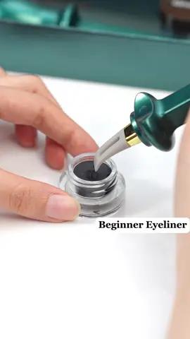You need this eyeliner tool !!!🤩🤩🤩#Eyeliner #wingedeyeliner #eyelinertutorial #easyeyeliner #beautyhacks #makeuphacks #ANYHAS #review#giveaway