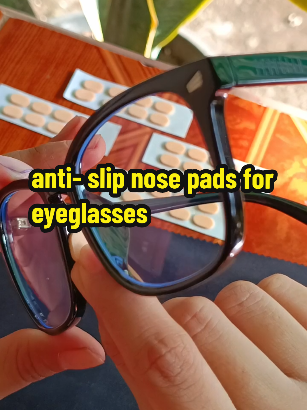 eyeglasses hack! 😉 #antislipnosepads #nosepads #eyeglasseshack 