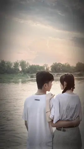 @🐟💖 #fyp #ອາເຈ❤️‍🔥 #ລີໂພສໃຫ້ຫອມແກ້ມ😜#ຟີດສິໄອສັສສ #CapCut 