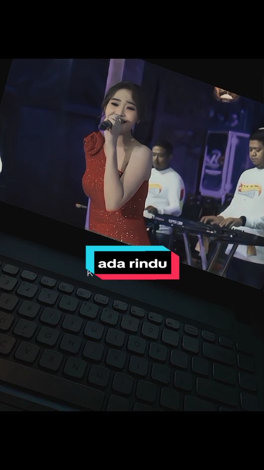 rindu sopo? @difarina20  #adarindu #lirik #overlay #dangdutstory #adella #storytime #branda 