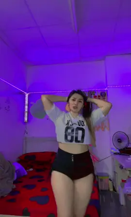 Bakit nga baa??🤪 #fypppp #foryou #makeitviral #tellme #tiktoktrend #dancechallenge #fypシ゚ #bakitngaba 