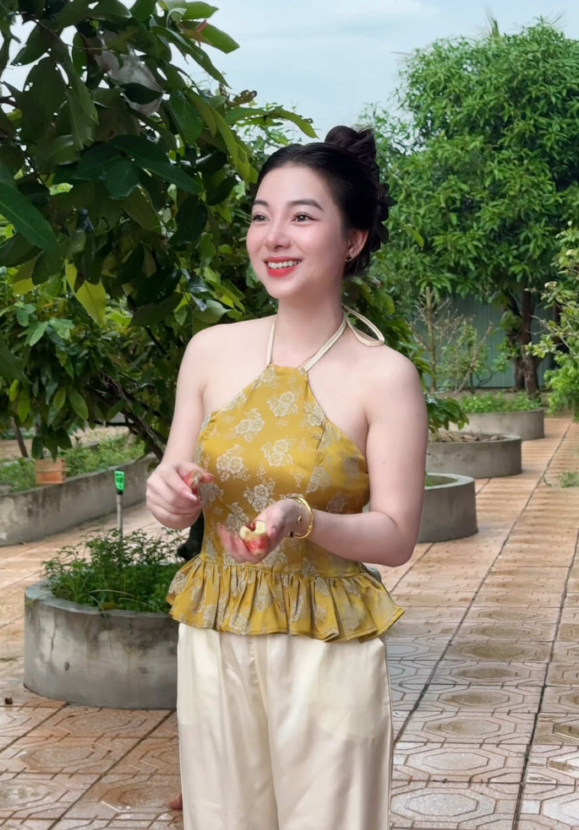 Cô hai ơi cô hai🥰