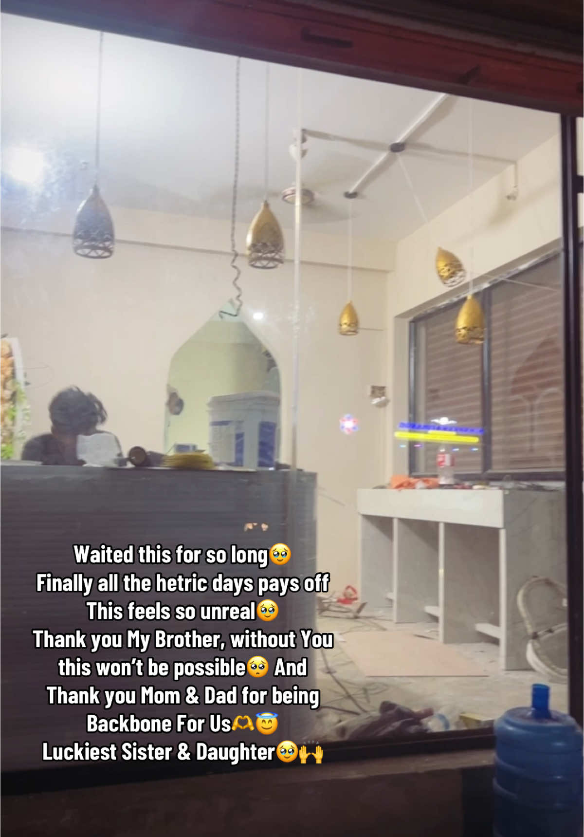 Luckiest Sister & Daughter🥹🙌. Thank you Dada, Baba & Mamu for believing me and your endless support🫂🫶. You guys make my dreams into reality😭😭. #sarunailsandmakeupstudio #makeupwithsaru #biratnagar #makeupartist #nailtechnician #saloon #beautystudio 