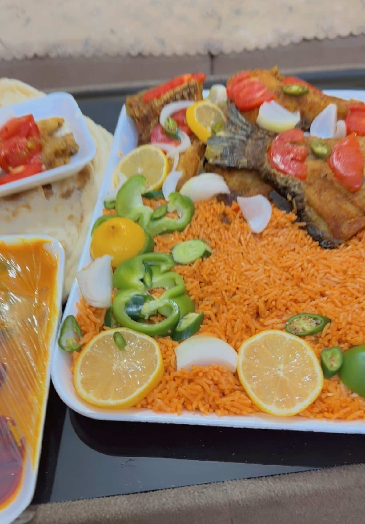 كملو المقاطع بالحساب / اسماك العميري العنوان : الوزيرية مقابل مستشفى السفير السايدين / 07763745354