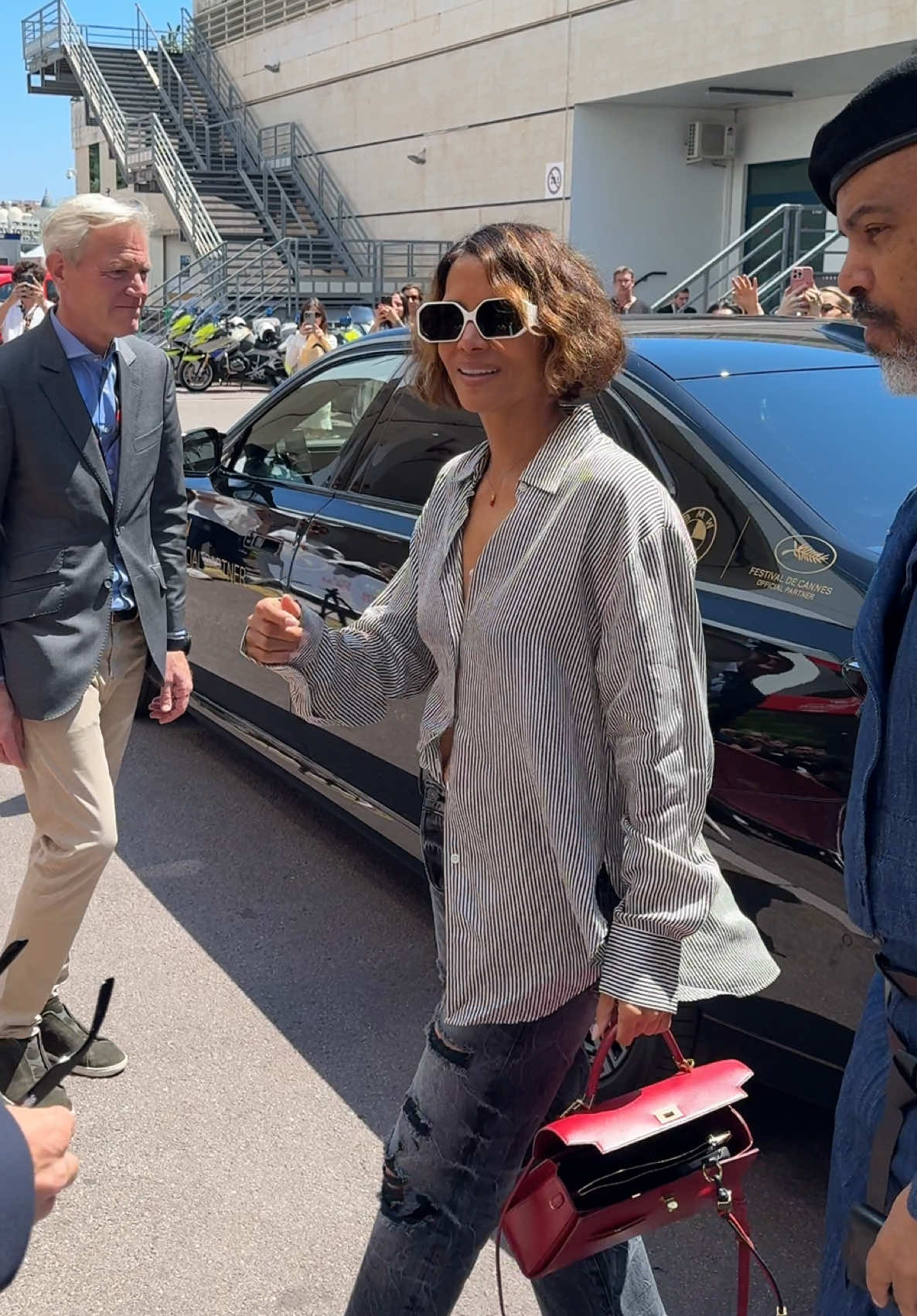 #berry #halleberry #cannesfilmfestival #cannes2025 #festivaldecannes #filmtok #onregardequoi 